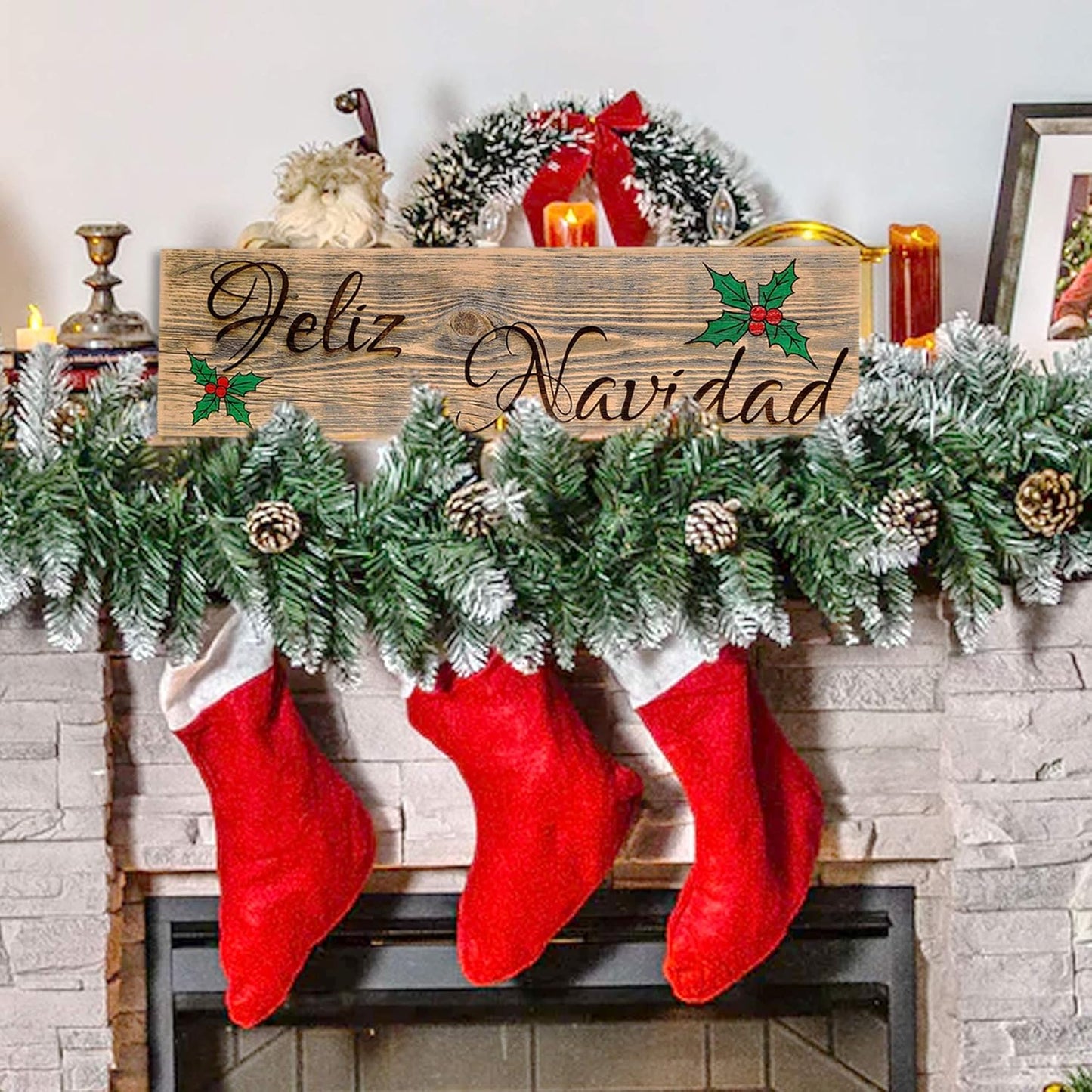 Feliz Navidad - Christmas Engraved Sign on Reclaimed Wood (Weathered, Feliz Navidad)