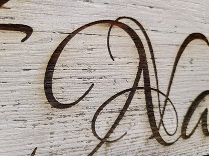 Feliz Navidad - Christmas Engraved Sign on Reclaimed Wood (Weathered, Feliz Navidad)